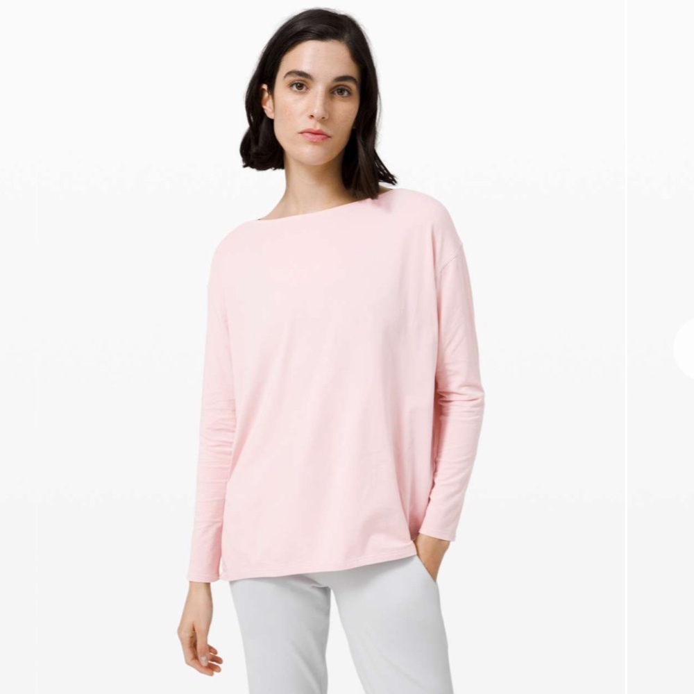 lululemon back in action shirt